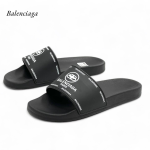 BALENCIAGA шлепанцы черные с белыми надписями
