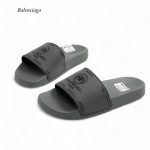 BALENCIAGA шлепанцы серые с черными надписями