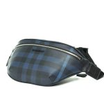 BURBERRY поясная сумка из канвы в клетку из коллекции 2023 синяя