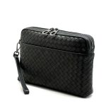 BV борсетка теленок маленькая на ремешке с двумя внешними карманами черная