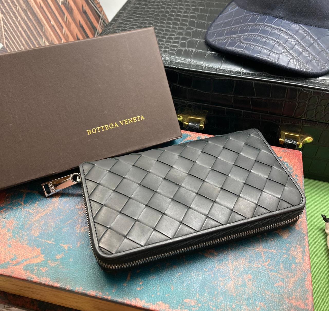 bv-koshelek-telenok-novoe-krupnoe-pletenie-chernyj.jpg BV кошелек теленок новое крупное плетение черный — изображение 1