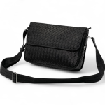 BV мессенджер мелкое плетение черная кожа теленка с клапаном