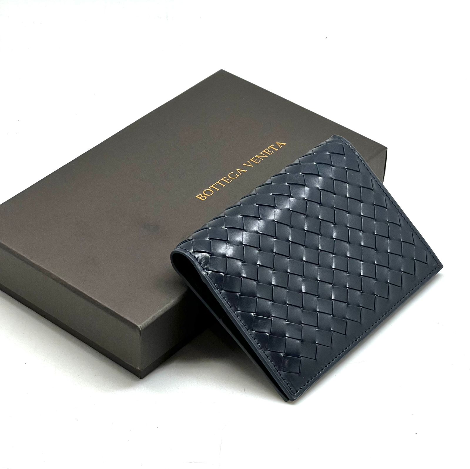 bv-oblozhka-na-pasport-5-vizitok-sinyaya-yagnenok.jpg BV обложка на паспорт 5 визиток синяя ягненок — изображение 1