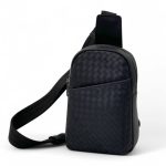 BV слинг черный теленок с открытым наружным карманом