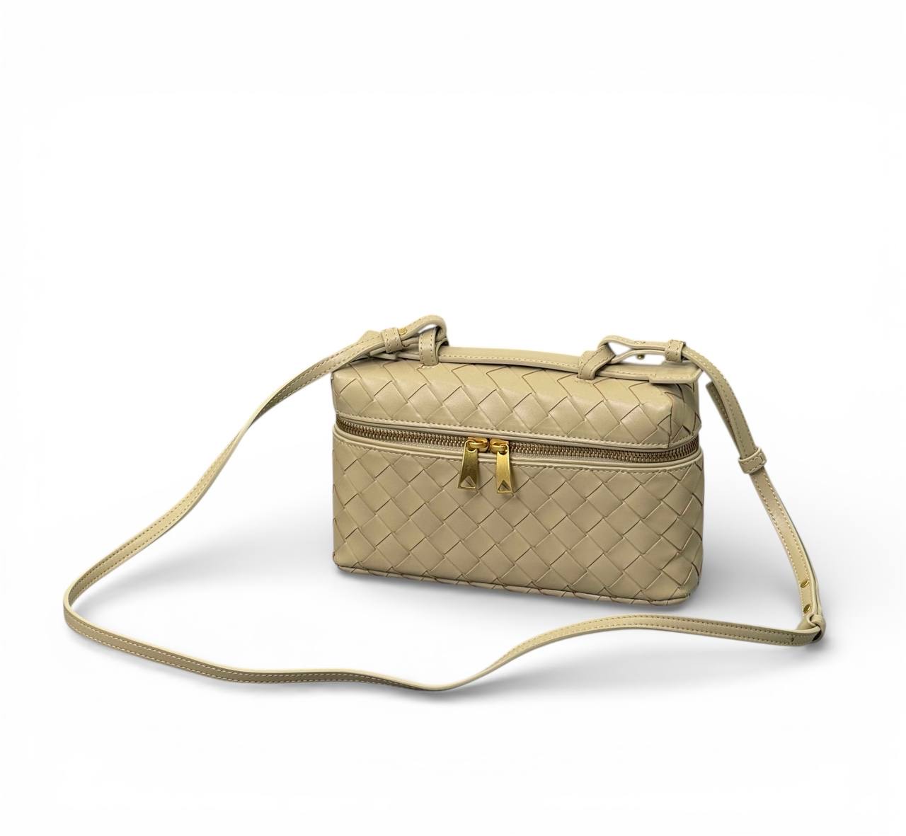 bv-sumka-bezhevaya-kozha-s-ruchkoj.jpg BV сумка бежевая кожа с ручкой — изображение 1