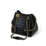 BV сумка черная кожа золото