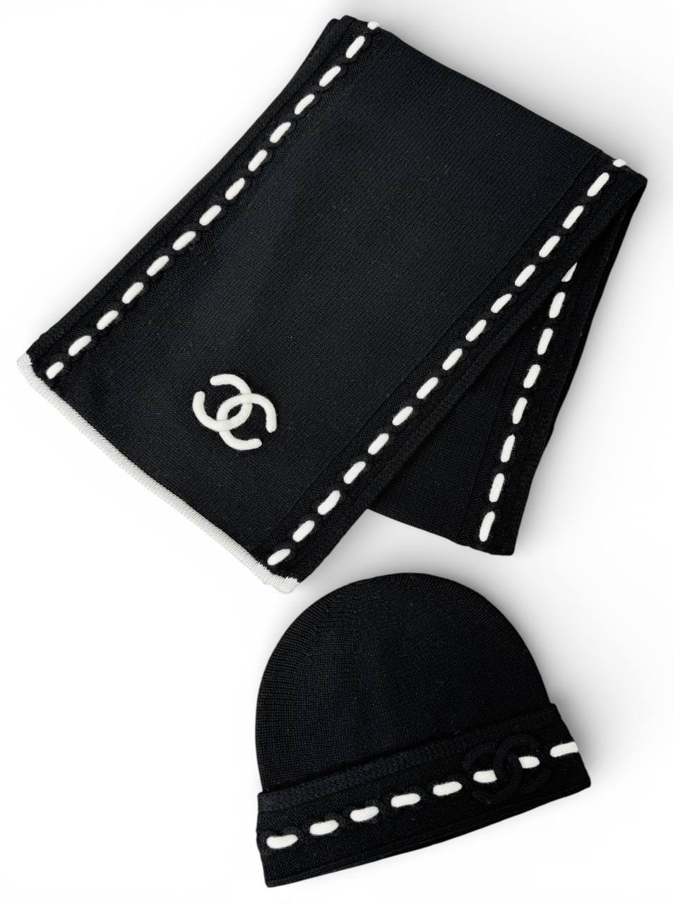 chanel-komplekt-shapka-i-sharf-vyazanyj-kashemir-chernyj.jpg CHANEL комплект шапка и шарф вязаный кашемир черный — изображение 1