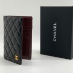 CHANEL кошелек без молнии гладкая кожа в клетку черный логотип золото