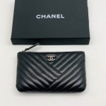 CHANEL кошелек на молнии гладкая кожа в полоску черный логотип серебро