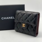 CHANEL кошелек с клапаном гладкая кожа в клетку черный логотип золото маленький