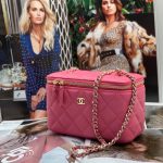 CHANEL мини-сумка кожа Caviar в клетку прямоугольная розовая