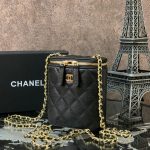 CHANEL мини-сумка кожа Caviar в клетку вертикальная черная