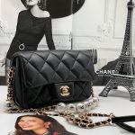 CHANEL сумка 2.55 гладкая кожа в клетку 18 см черная