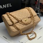 CHANEL сумка 2.55 кожа Caviar в клетку 25 см бежевая фурнитура золото