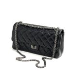 CHANEL сумка 2.55 винтажная кожа в клетку 28 см черная серебро