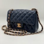 CHANEL сумка-конверт 20 см синяя гладкая кожа фурнитура золото
