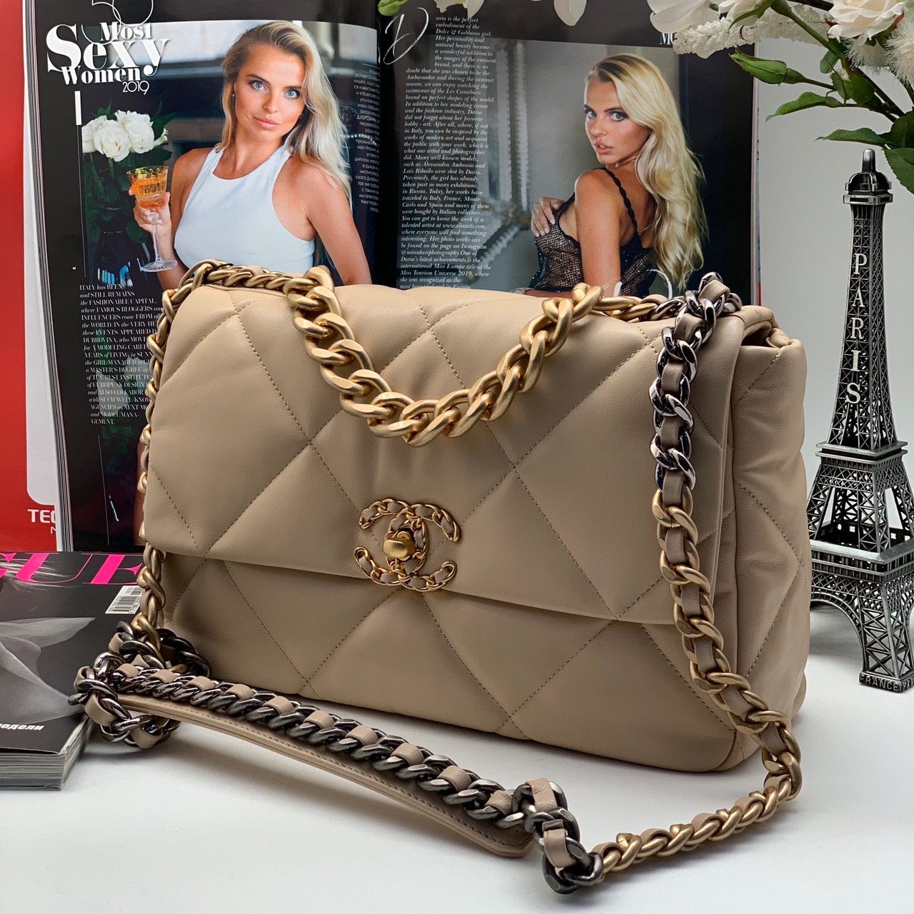 chanel-sumka-konvert-30-sm-bezhevaya.jpg CHANEL сумка-конверт 30 см бежевая — изображение 1