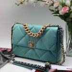 CHANEL сумка-конверт 30 см мятная