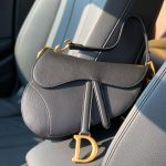 DIOR сумка седло зернистая кожа черная логотип золото