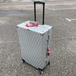 FENDI 65 см чемодан серебро с красными ручками