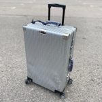 FENDI 65 см чемодан серебро с синими ручками