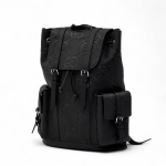 GUCCI рюкзак зернистая кожа того черного цвета с клапаном и боковыми карманами