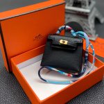 HERMES брелок-сумочка KELLY черный