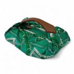 HERMES косметичка зеленая шелк