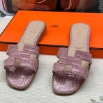 HERMES шлепанцы крокодил H светло-розовые