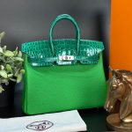 HERMES сумка BIRKIN 25 см зеленая кожа того и клапан из крокодила фурнитура серебро