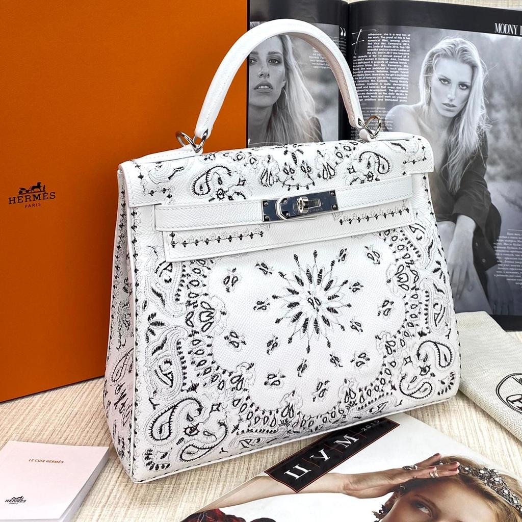 hermes-sumka-birkin-s-ornamentom-28-sm-belaya-kozha-epsom.jpg HERMES сумка BIRKIN с орнаментом 28 см белая кожа эпсом — изображение 1