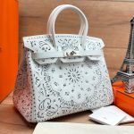 HERMES сумка BIRKIN с орнаментом 30 см белая кожа эпсом