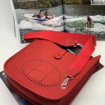 HERMES сумка Evelyne кожа Того 29 см красная