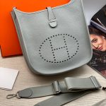 HERMES сумка Evelyne кожа Того 29 см серая