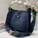 HERMES сумка Evelyne кожа Того 29 см синяя