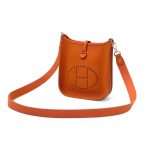 HERMES сумка Evelyne mini кожа Того 16 см оранжевый
