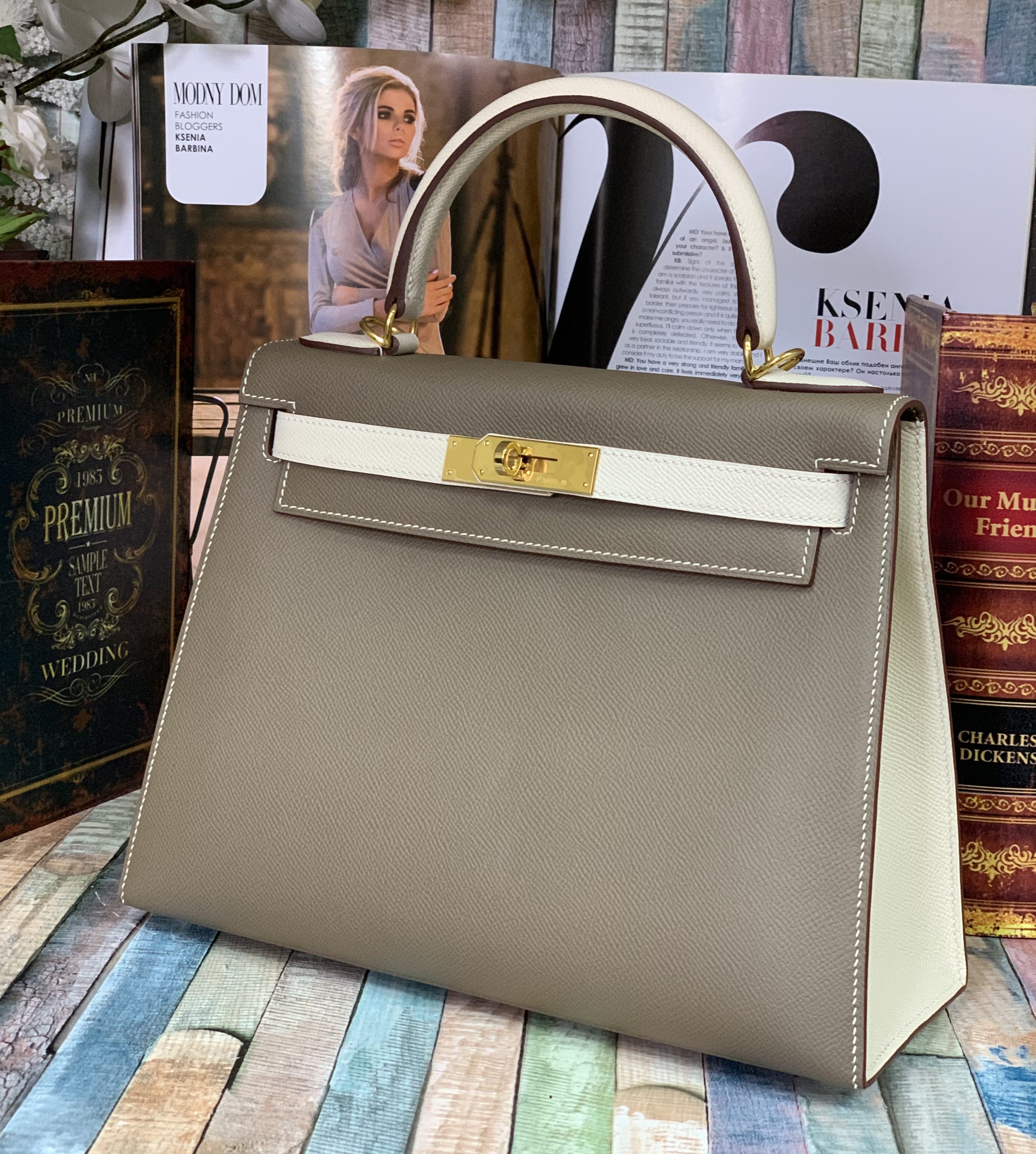 hermes-sumka-kelly-kozha-epsom-28-sm-belo-bezhevaya-furnitura-zoloto.jpg HERMES сумка Kelly кожа Эпсом 28 см бело-бежевая фурнитура золото — изображение 1