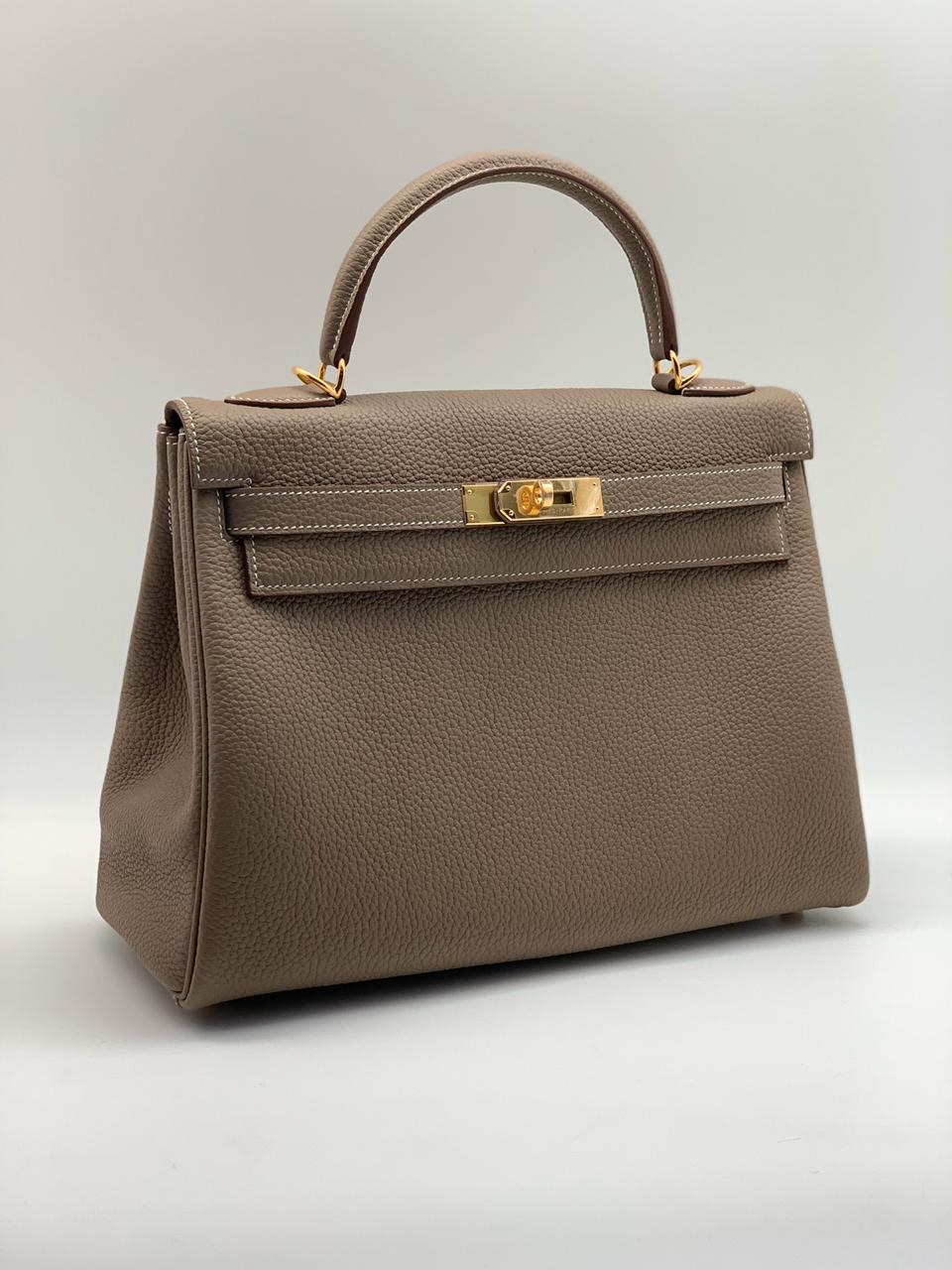 hermes-sumka-kelly-kozha-togo-32-sm-bezhevaya-furnitura-zoloto.jpg HERMES сумка Kelly кожа Того 32 см бежевая фурнитура золото — изображение 1