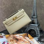 HERMES сумка Kelly Pochette кожа Эпсом 22 см бежевая фурнитура золото