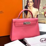 HERMES сумка кожа эпсом Kelly 20 см светло-розовая фкрнитура серебро