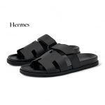 HERMES Тапочки из черной кожи эпсом