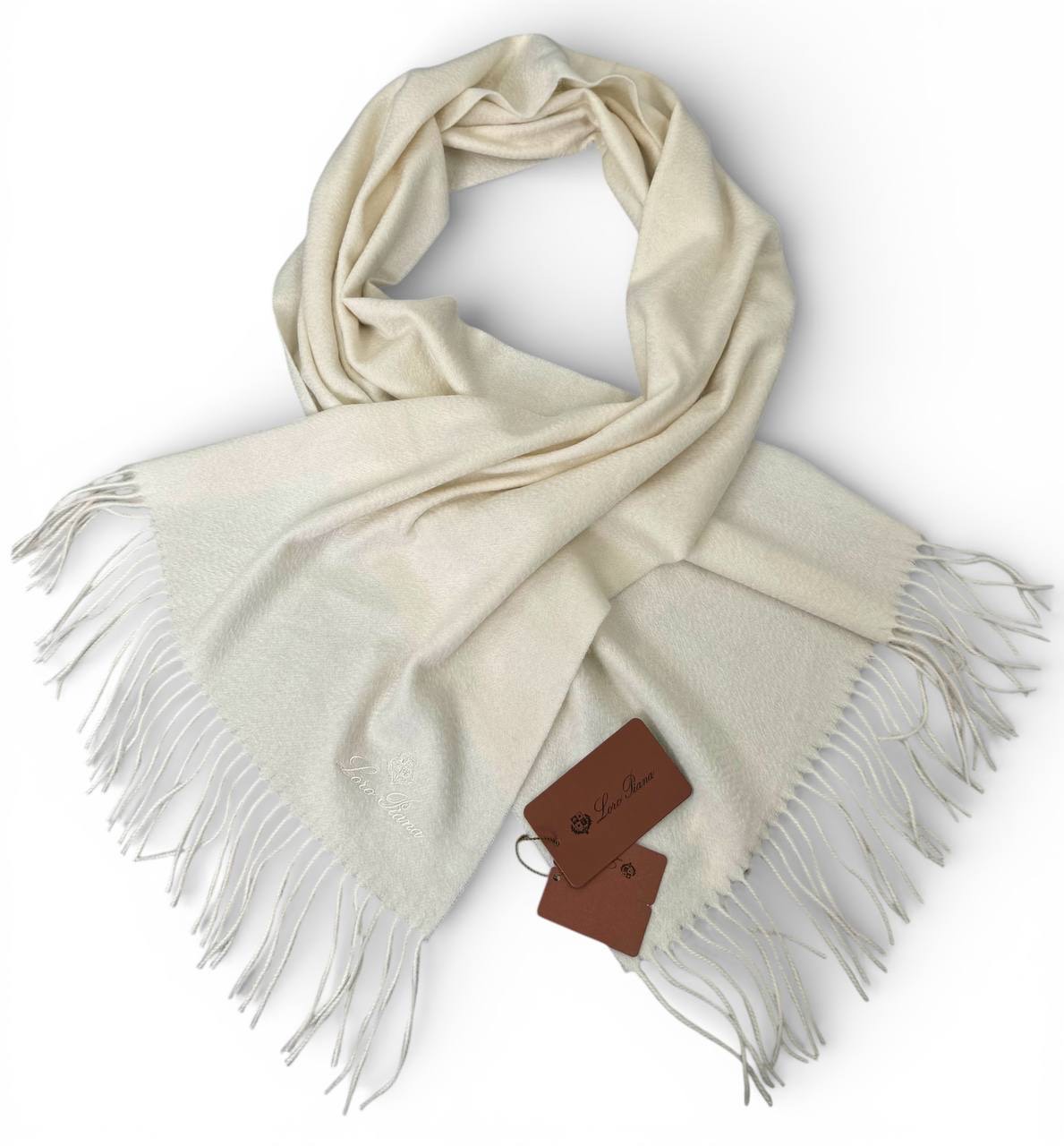 loro-paina-sharf-kashemir-s-bahromoj-molochnyj.jpg LORO PAINA шарф кашемир с бахромой молочный — изображение 1