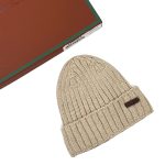 LORO PIANA шапка шерсть бежевая