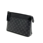 LV борсетка клатч Pochette Voyage Souple из канвы в монограмму