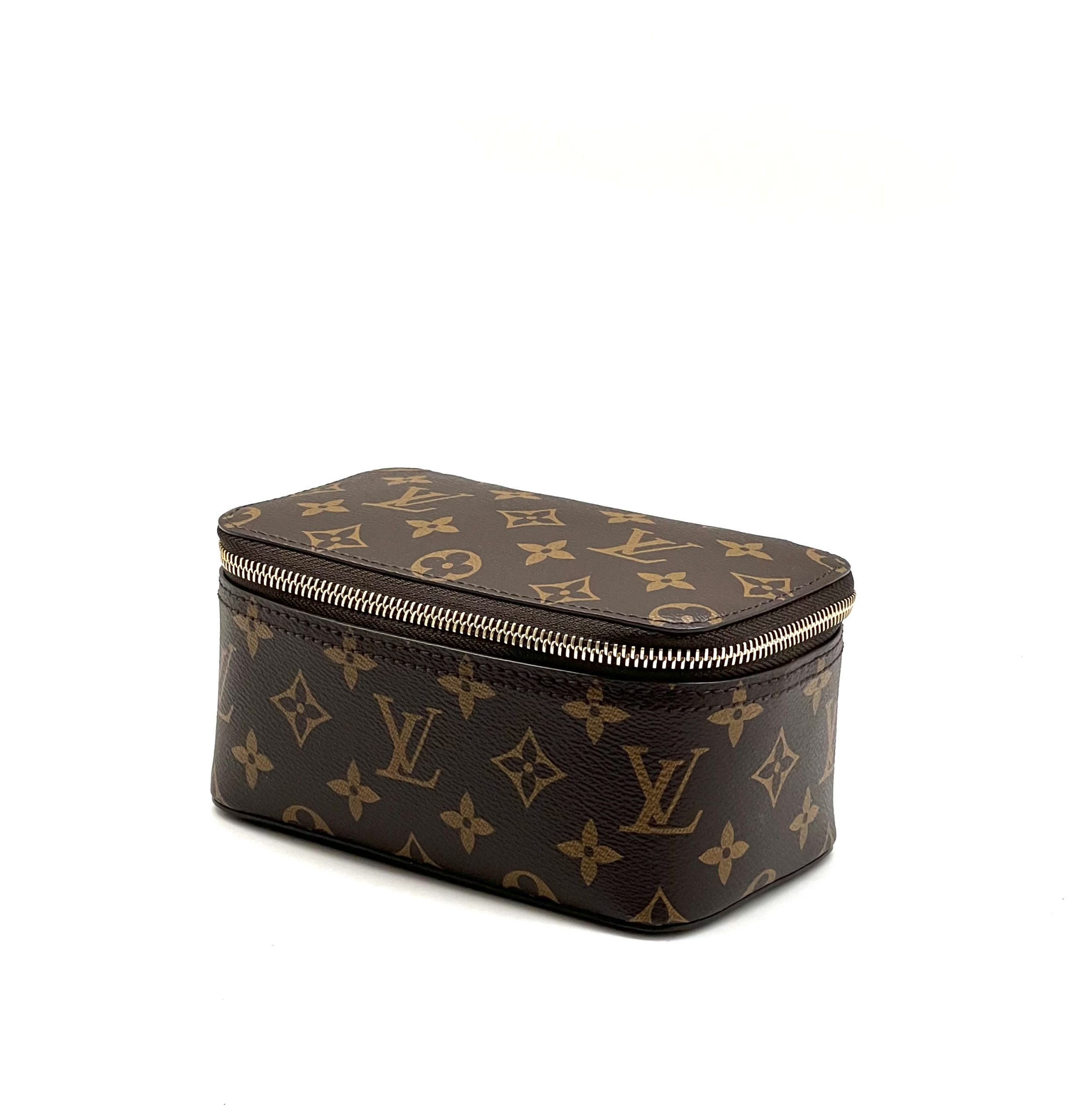 lv-borsetka-packing-cube-korichnevaya-monogramma-malenkaya.jpg LV борсетка Packing Cube коричневая монограмма маленькая — изображение 1