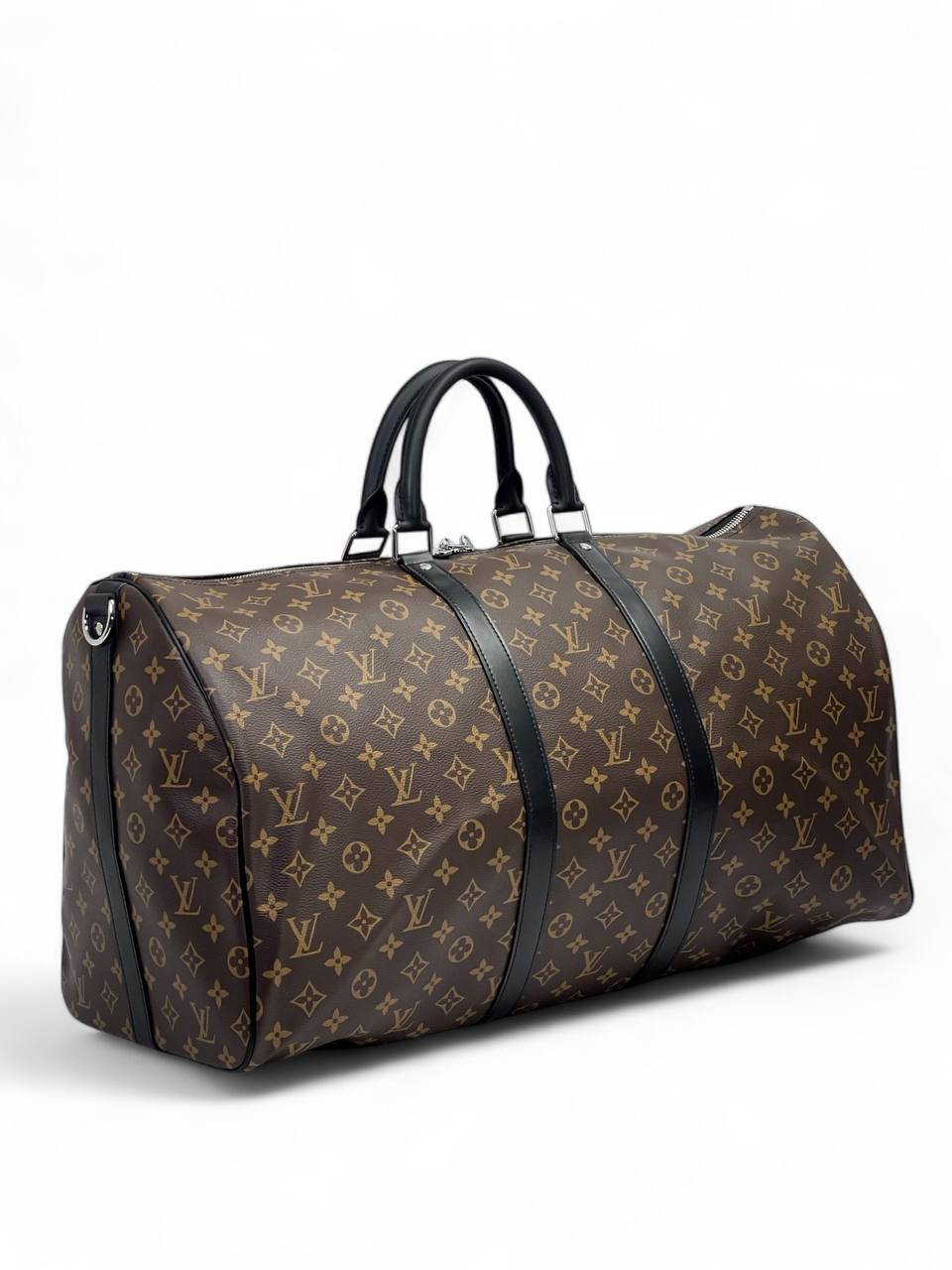 lv-dorozhnaya-sumka-55-sm-korichnevaya-monogramma-chernaya-kozha.png LV дорожная сумка 55 см коричневая монограмма черная кожа — изображение 1