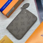 LV ключница на молнии кожа с перфорацией бежевая