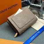 LV кошелек маленький серый с дополнительным отделением на кнопке кожа того с тиснением монограммы