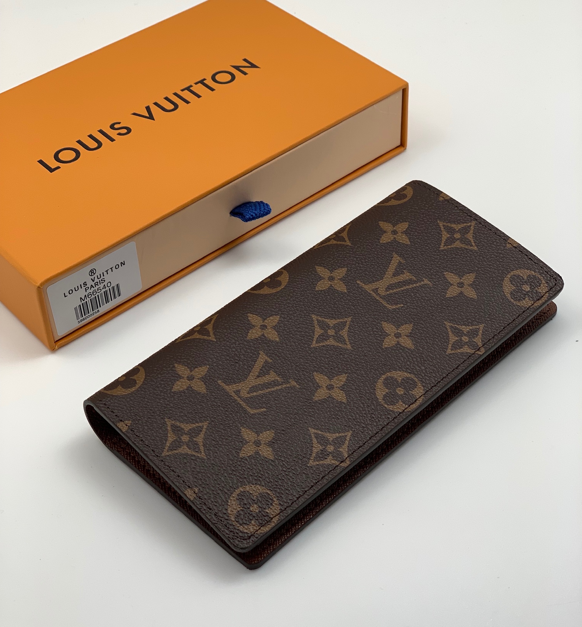 lv-kupyurnicza-korichnevaya-monogramma.jpg LV купюрница коричневая монограмма — изображение 1