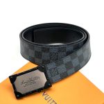 LV ремень серая шашка закрытая пряжка надпись курсив